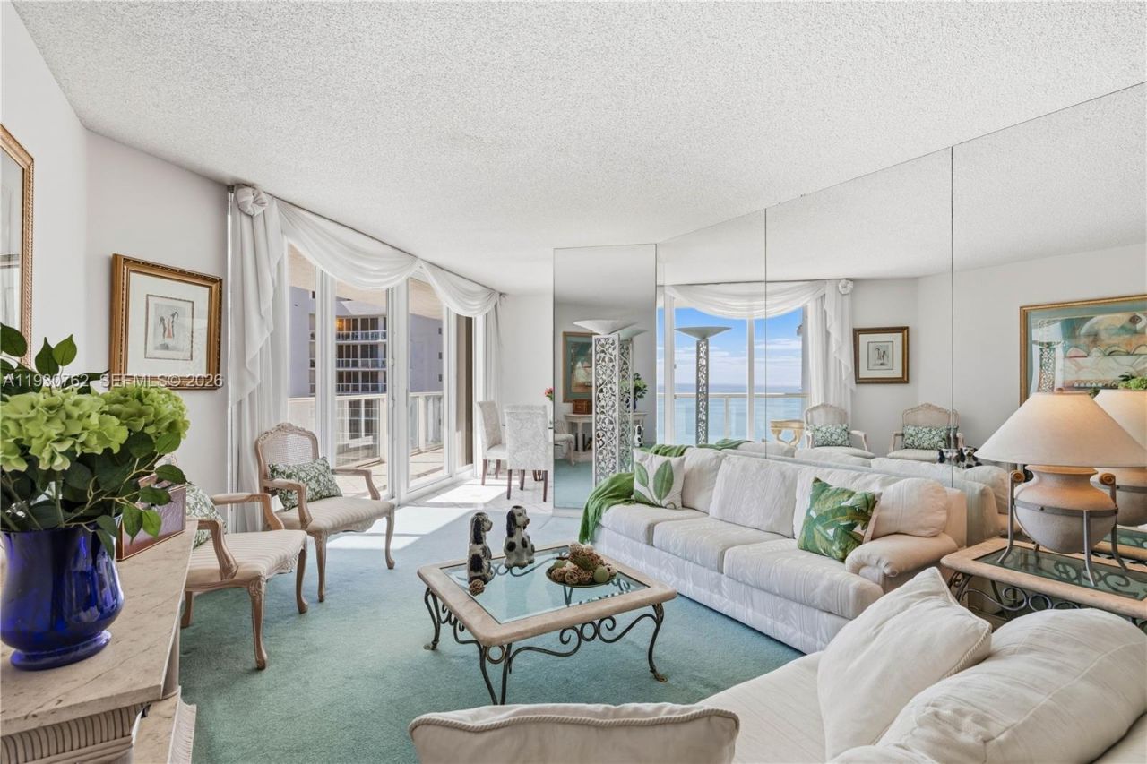 16445 Collins Ave, Unit 2722, Sunny Isles Beach, FL 33160 Photo