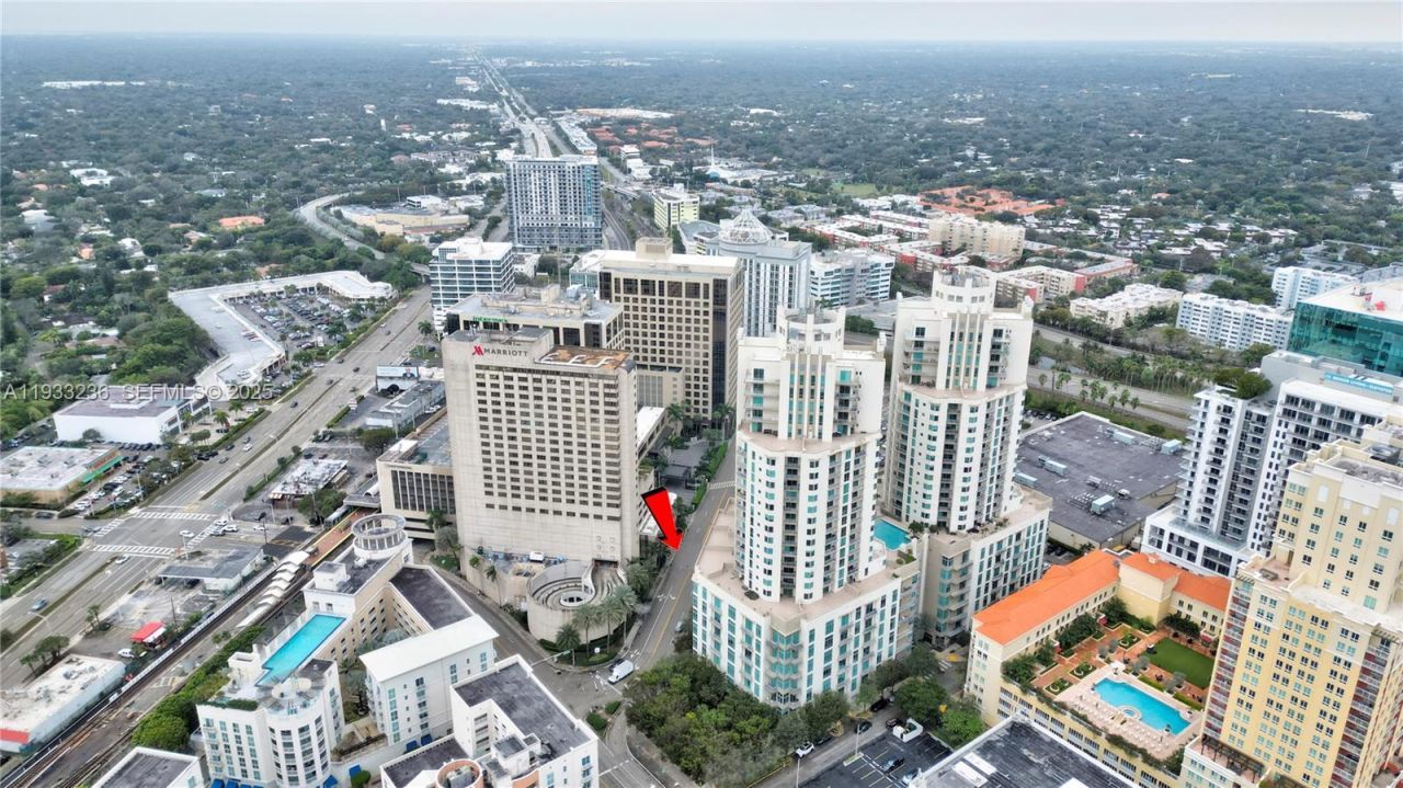 9025 S Dadeland Blvd, Miami, FL 33156 Photo