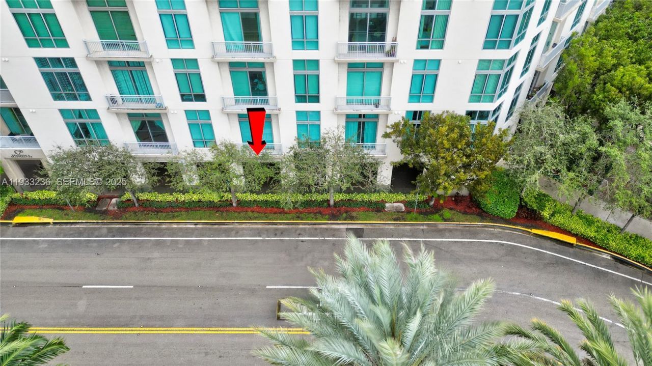 9025 S Dadeland Blvd, Miami, FL 33156 Photo