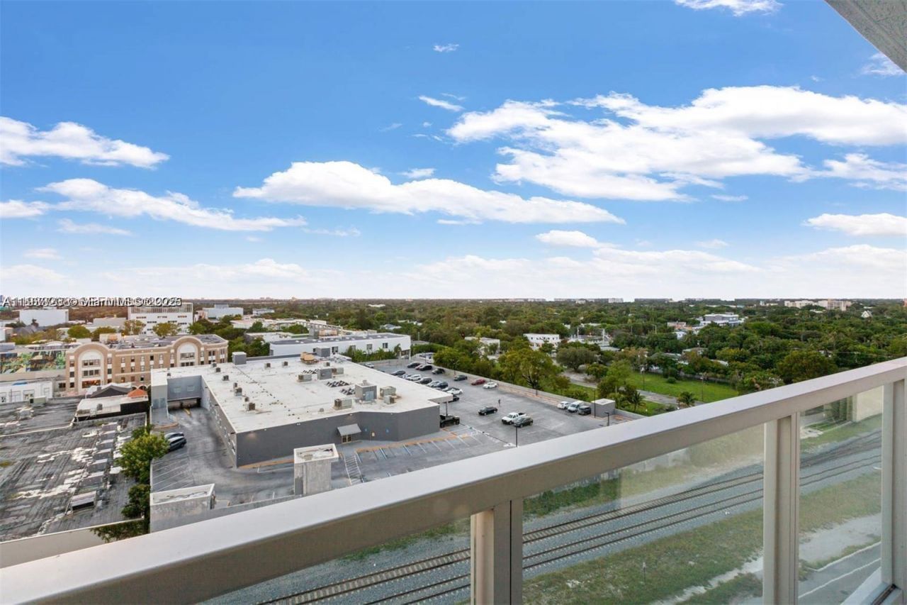 3900 Biscayne Blvd , Unit N-905, Miami, FL 33137 Photo