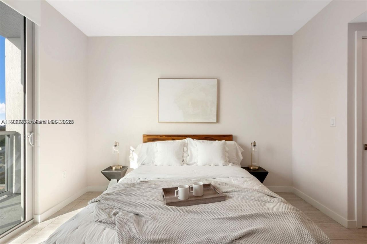 3900 Biscayne Blvd , Unit N-905, Miami, FL 33137 Photo