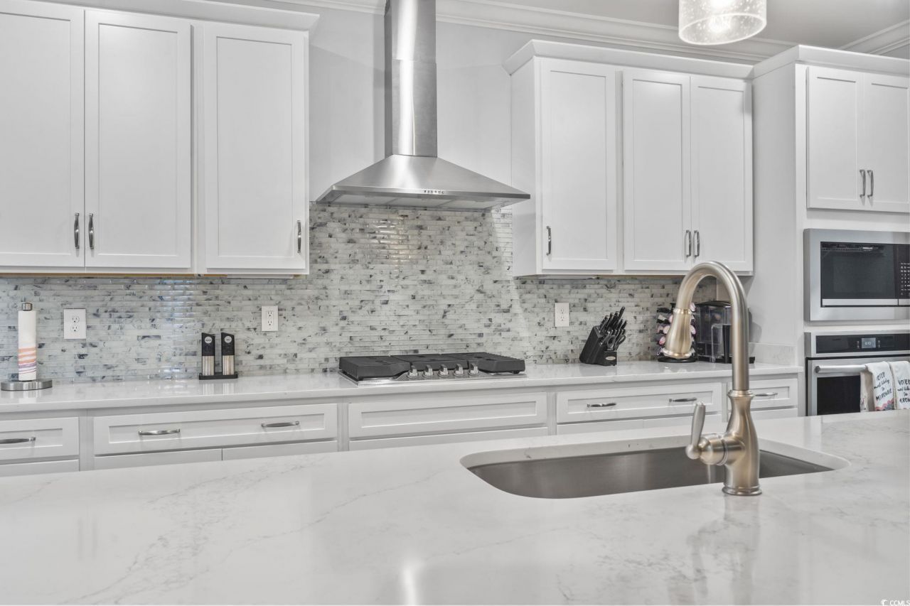 179 Caroline Ct. Photo 10