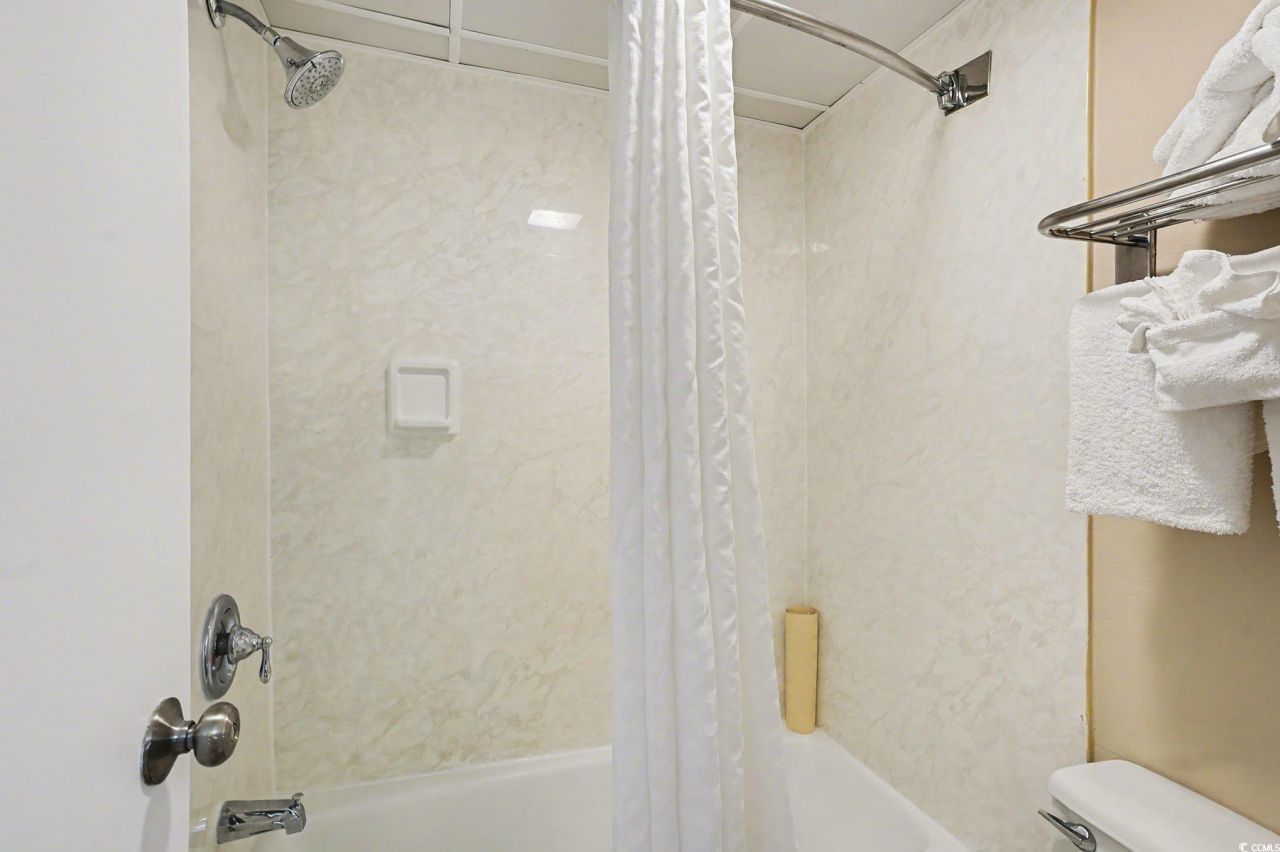 1105 S Ocean Blvd. Photo 10