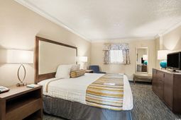 1105 S Ocean Blvd. photo 4