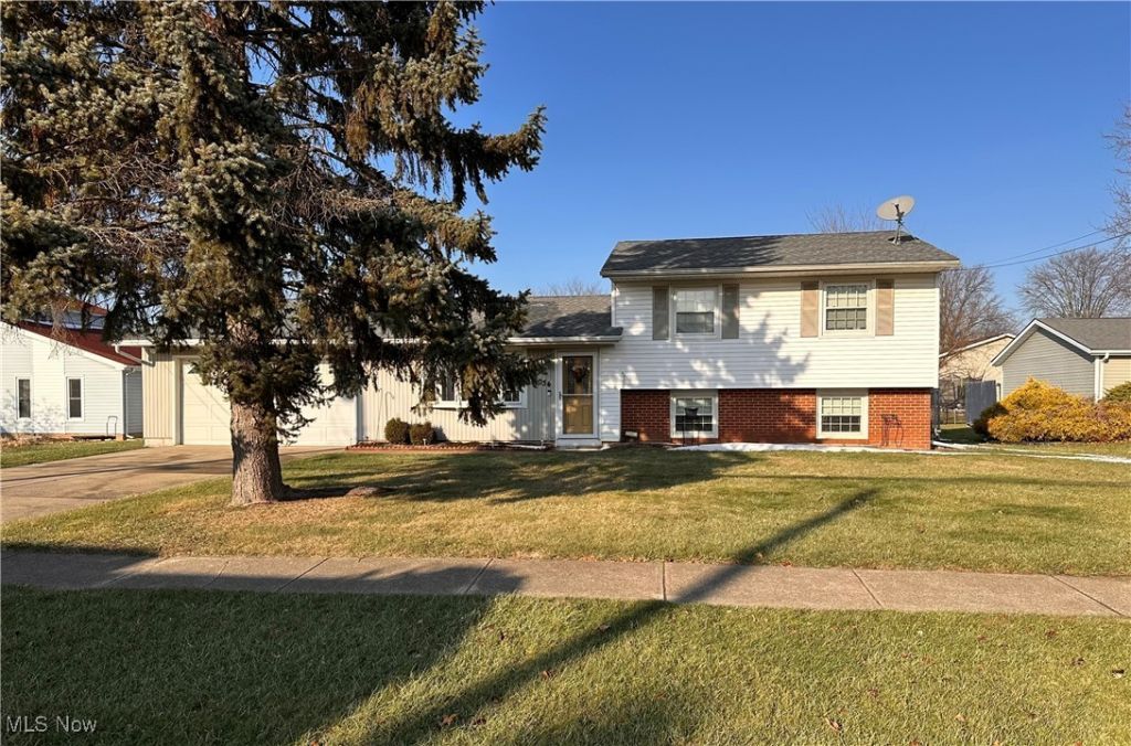 4034 Meister Road, Lorain, OH 44053 Main Photo