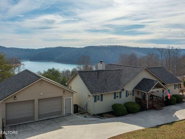 110 Little Deer Path Lane, LaFollette, TN 37766