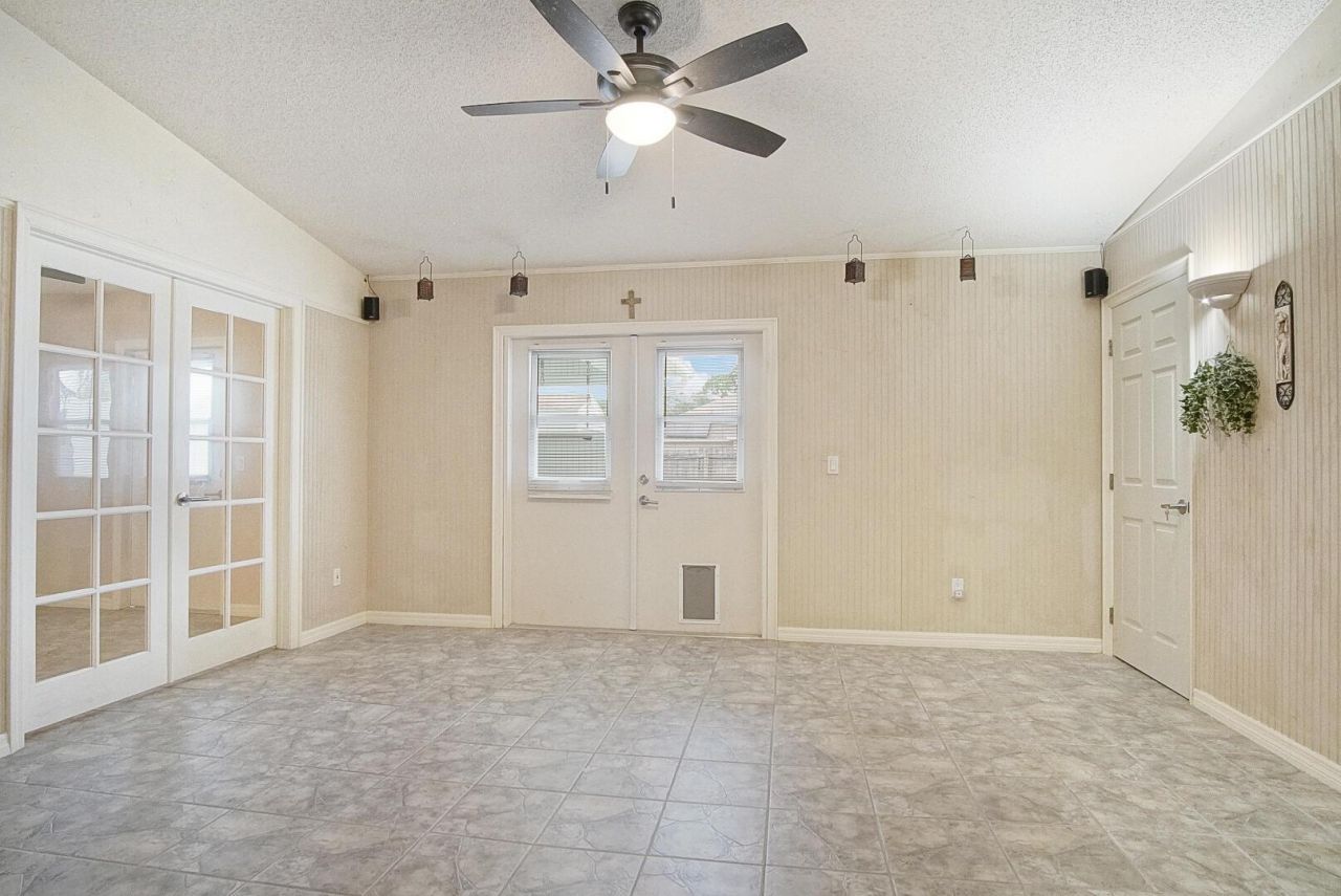 2486 SW Waikiki Street, Port Saint Lucie, FL 34953 Photo