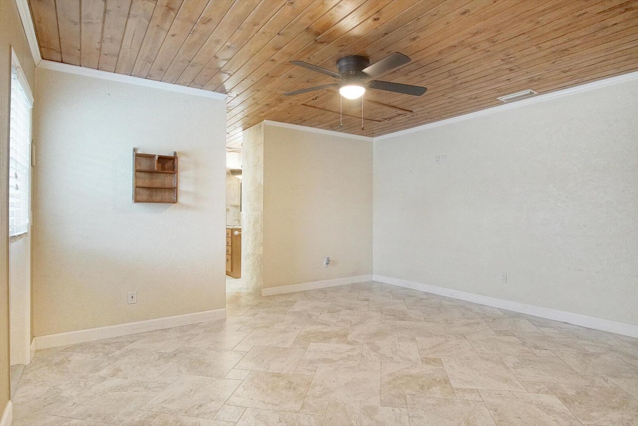 2486 SW Waikiki Street, Port Saint Lucie, FL 34953 Photo