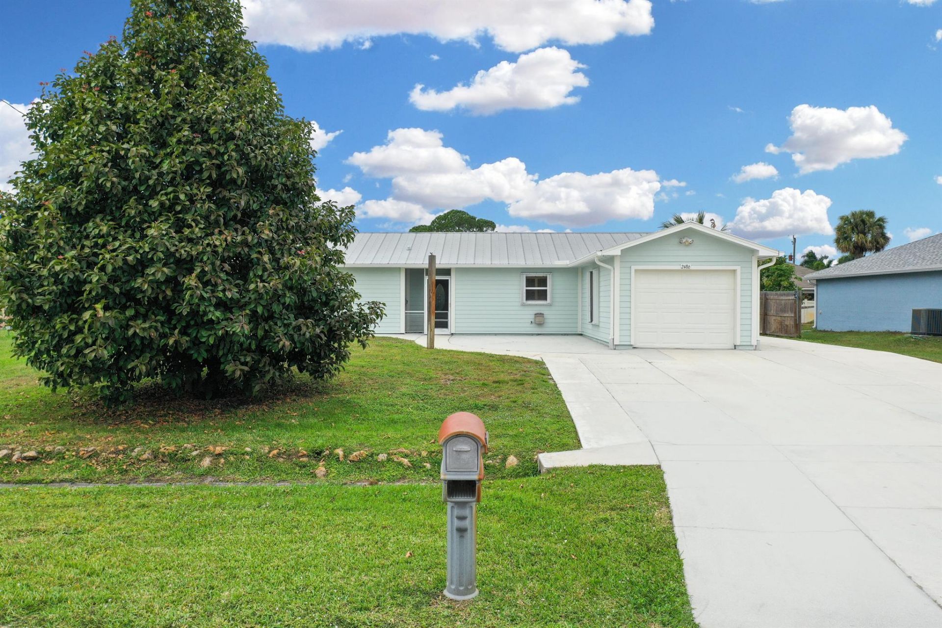 2486 SW Waikiki Street, Port Saint Lucie, FL 34953 Photo