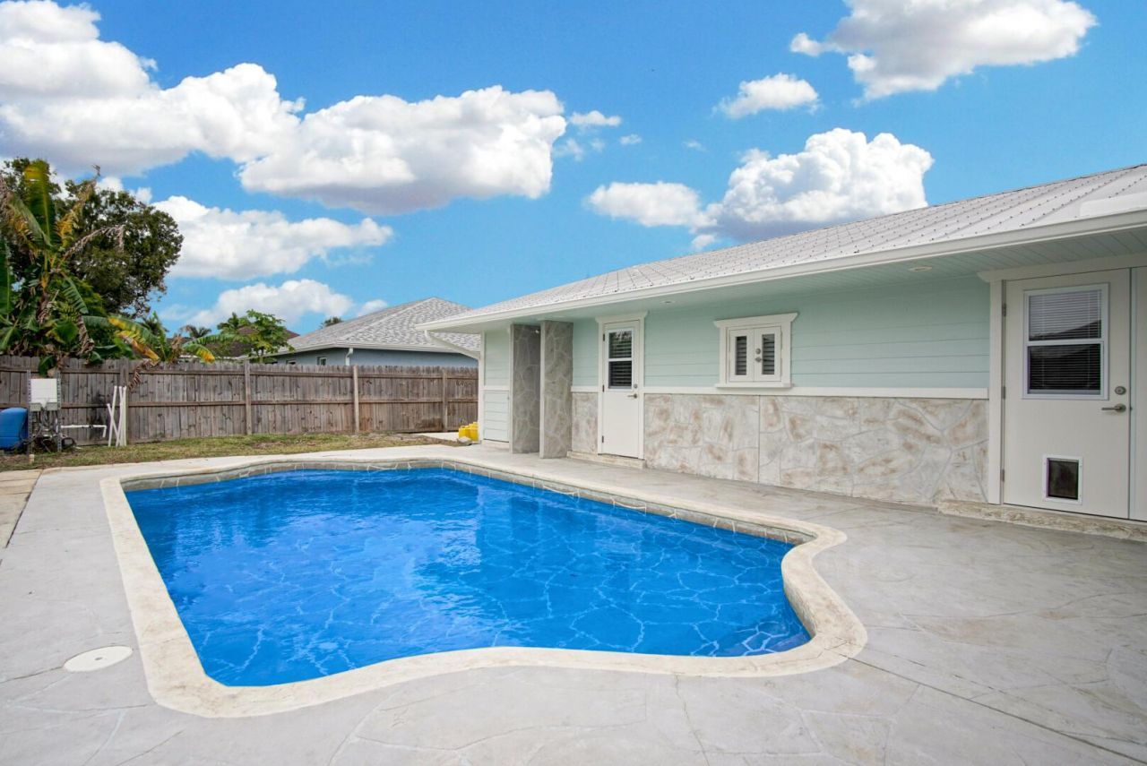 2486 SW Waikiki Street, Port Saint Lucie, FL 34953 Photo