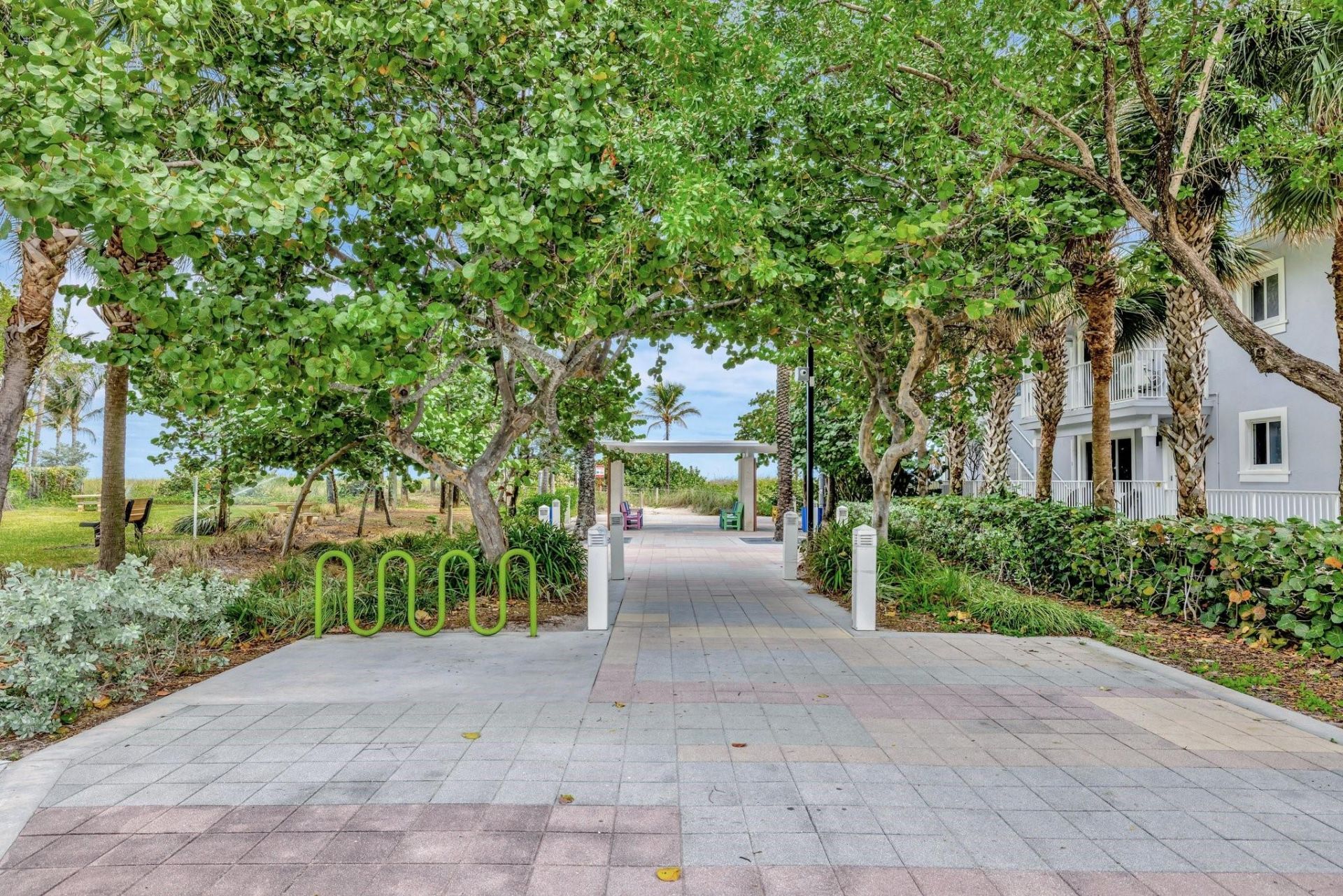 4548 N Ocean, Unit 5, Lauderdale by the Sea, FL 33313 Photo