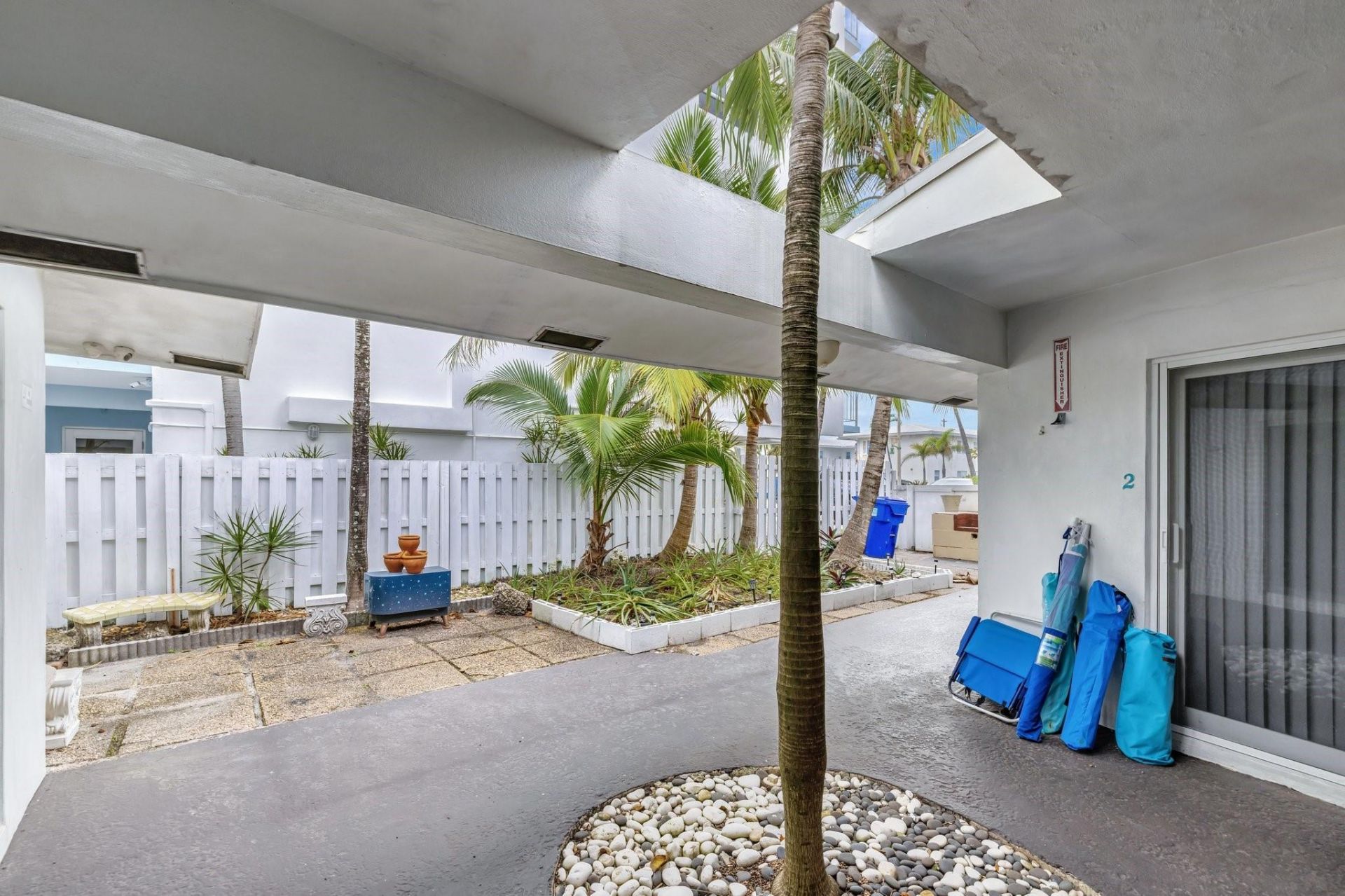 4548 N Ocean, Unit 5, Lauderdale by the Sea, FL 33313 Photo