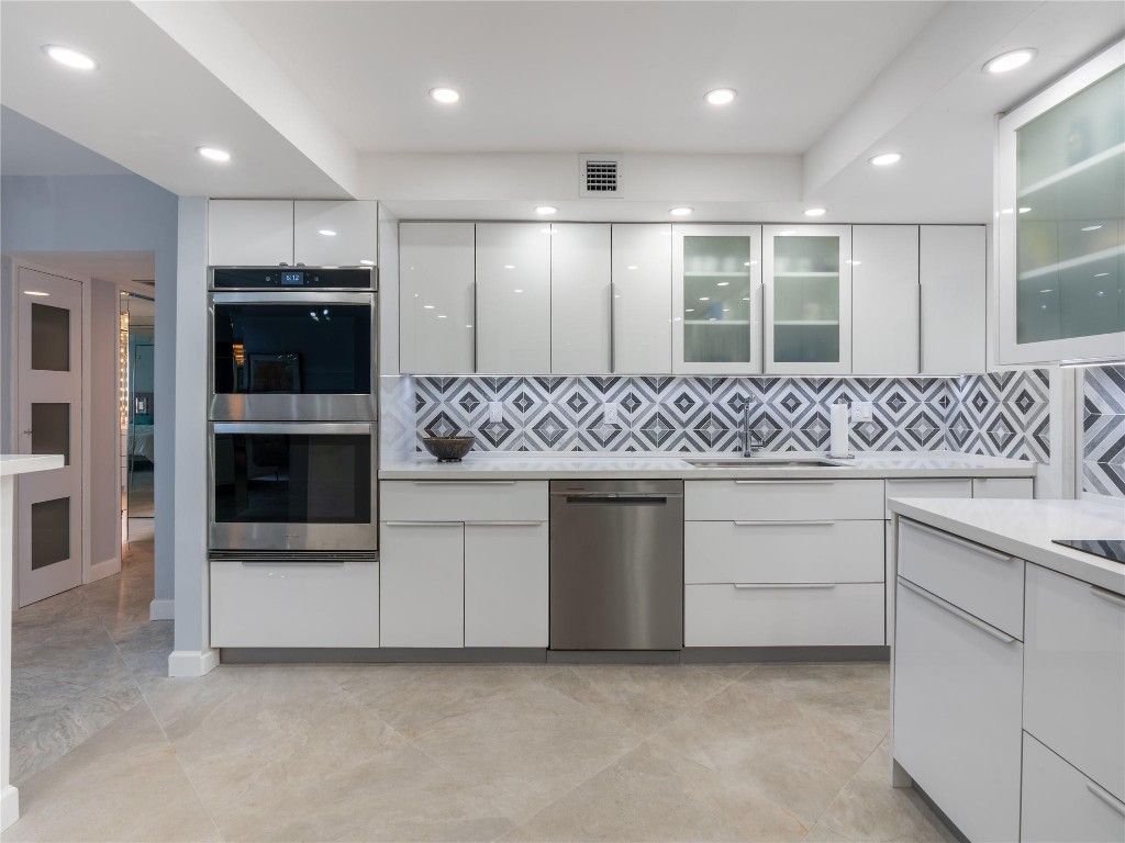 2850 N Palm Aire Drive, Unit 601, Pompano Beach, FL 33069 Photo