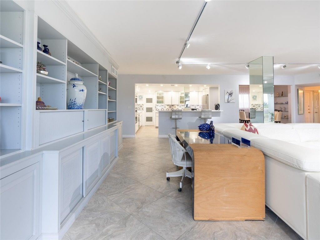 2850 N Palm Aire Drive, Unit 601, Pompano Beach, FL 33069 Photo