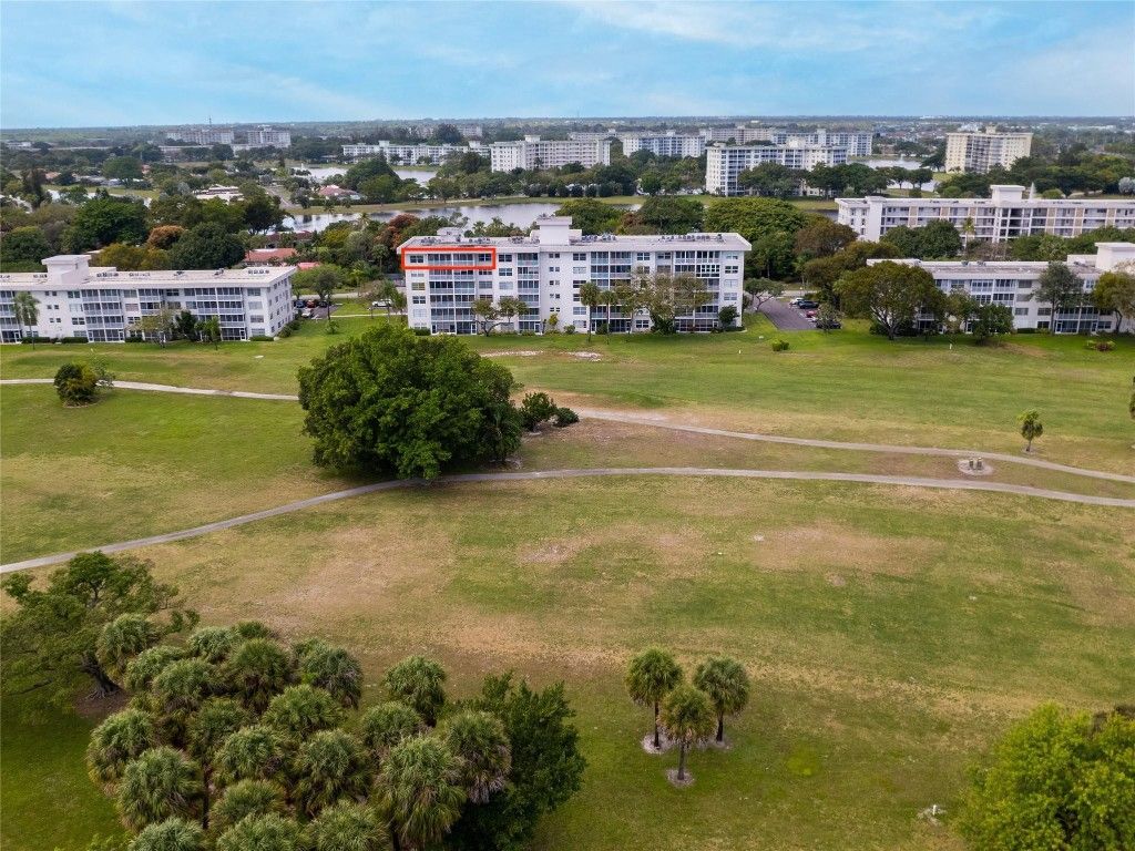 2850 N Palm Aire Drive, Unit 601, Pompano Beach, FL 33069 Photo