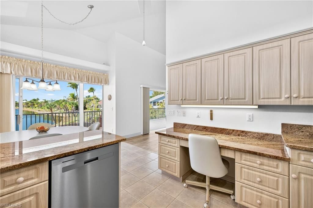 517 Lake Murex Cir, Sanibel, FL 33957 Photo