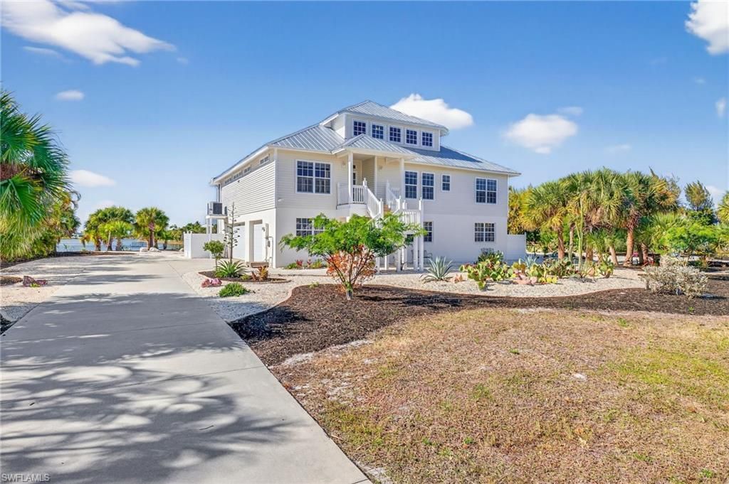 517 Lake Murex Cir, Sanibel, FL 33957 Photo