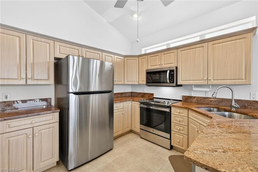 517 Lake Murex Cir, Sanibel, FL 33957 Photo