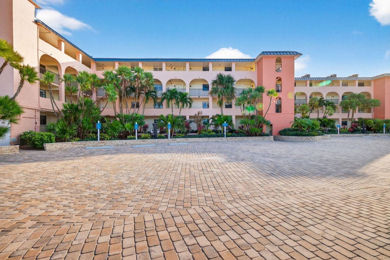 2230 Camino Del Mar Dr, Unit 2A4, Sanibel, FL 33957 Photo
