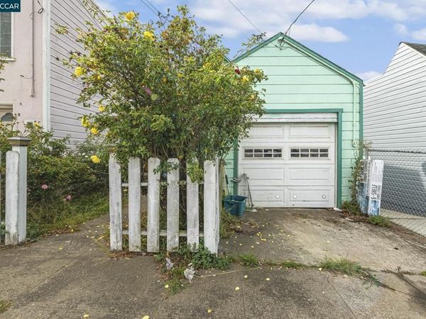 73 Tioga Ave, San Francisco, CA 94134