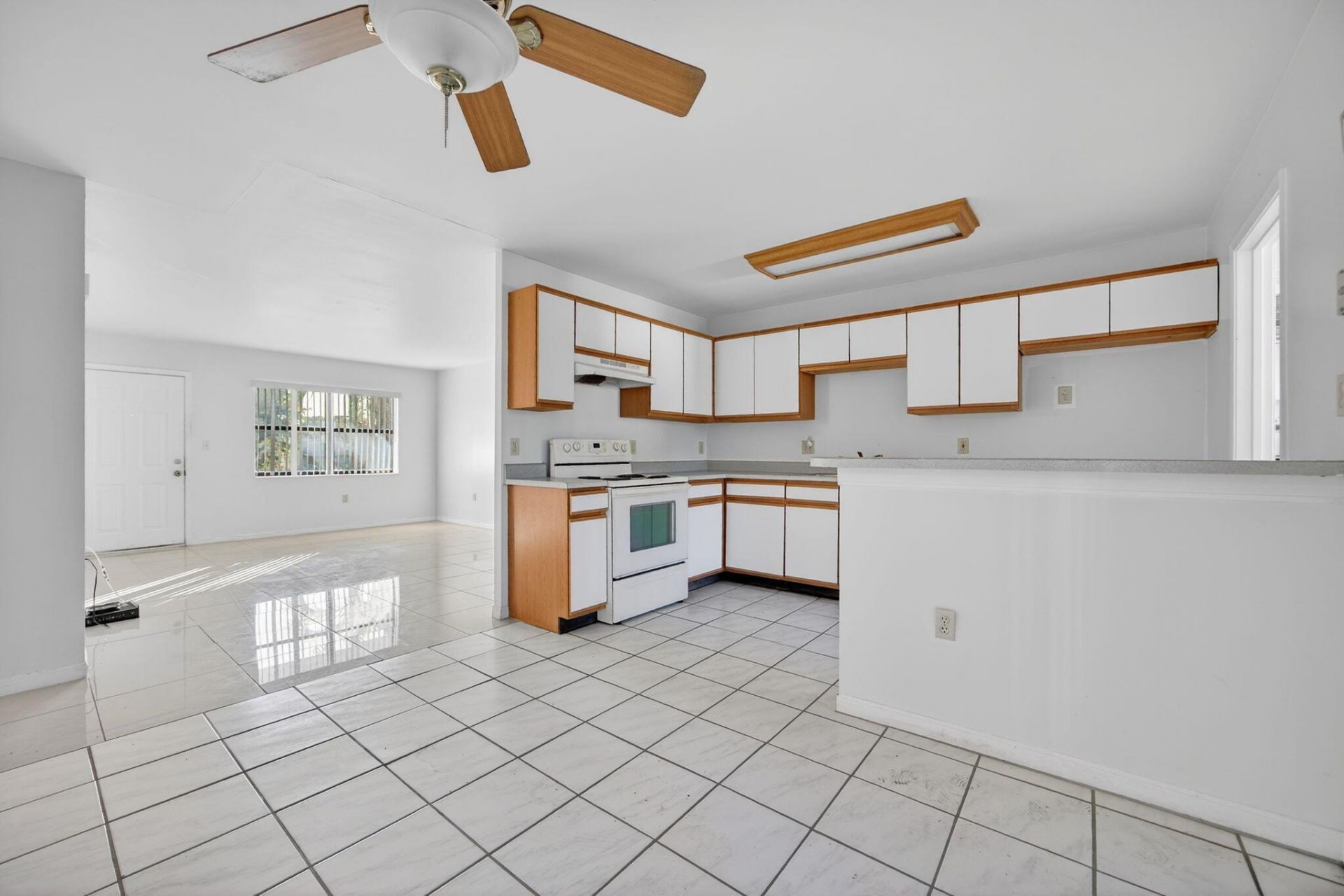 10350 SW 220th Street, Unit 236, Cutler Bay, FL 33190 Photo