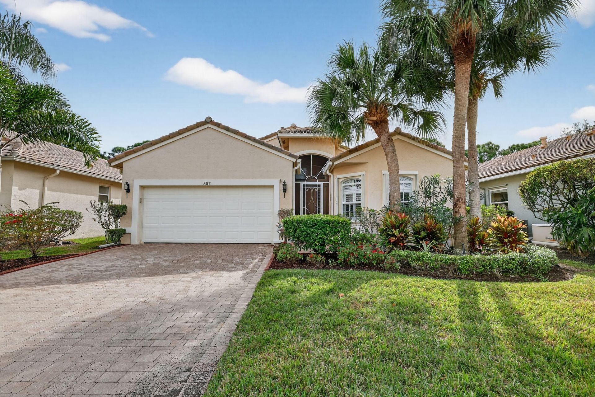 357 NW Springview Loop, Port Saint Lucie, FL 34986 Photo