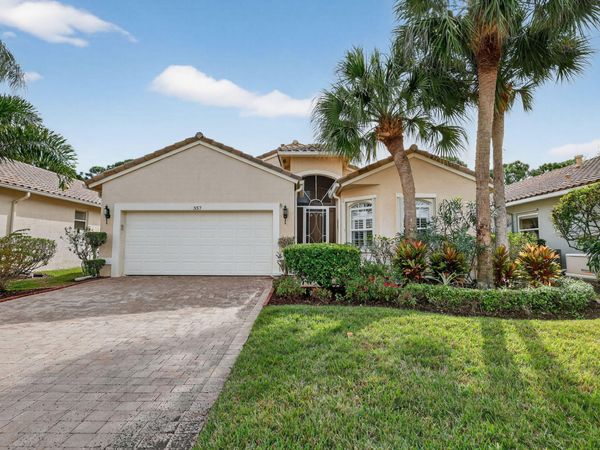 357 NW Springview Loop, Port St. Lucie, FL 34986