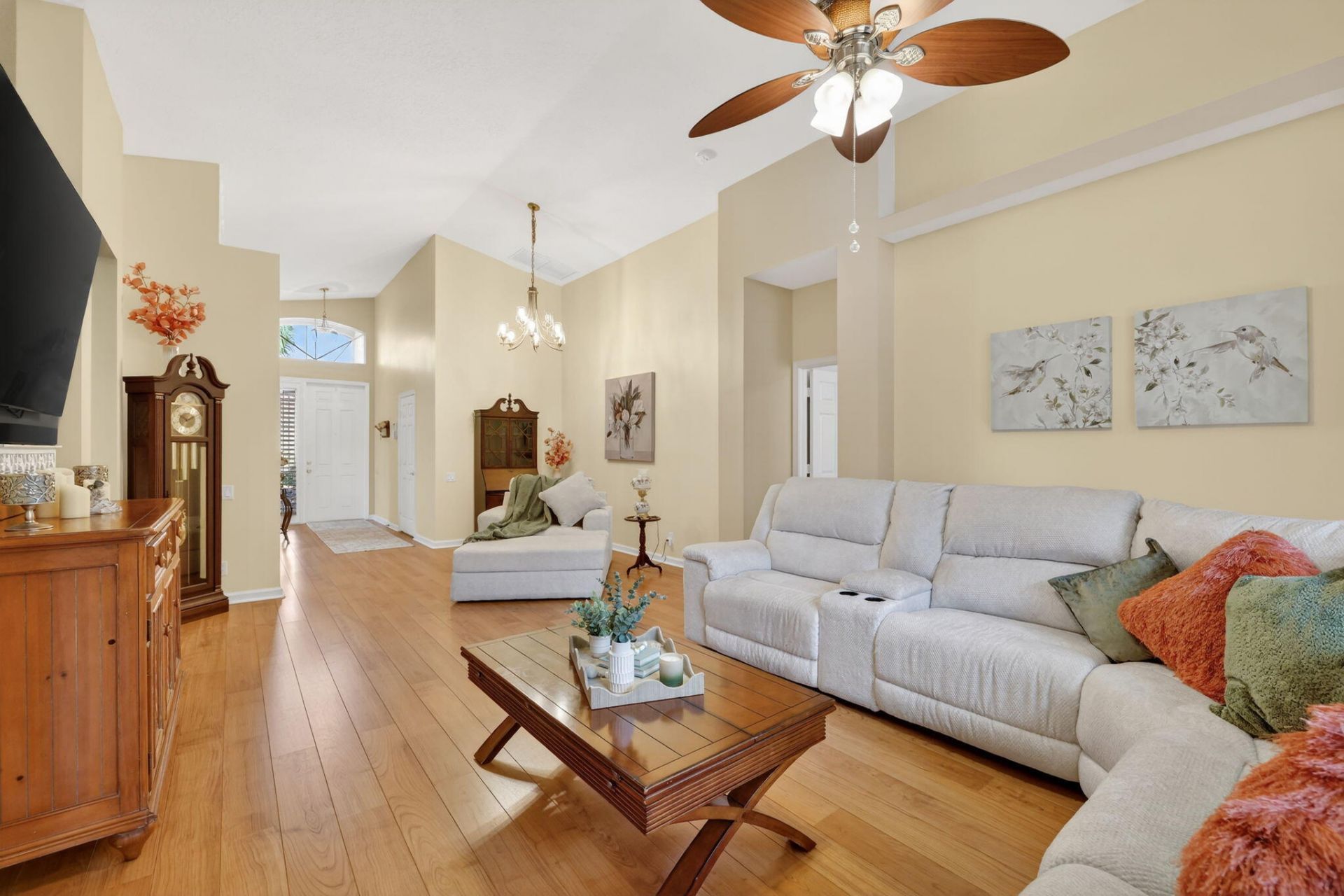 357 NW Springview Loop, Port Saint Lucie, FL 34986 Photo