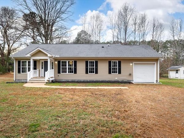 31 Moccasin Trail, WEEMS, VA 22576