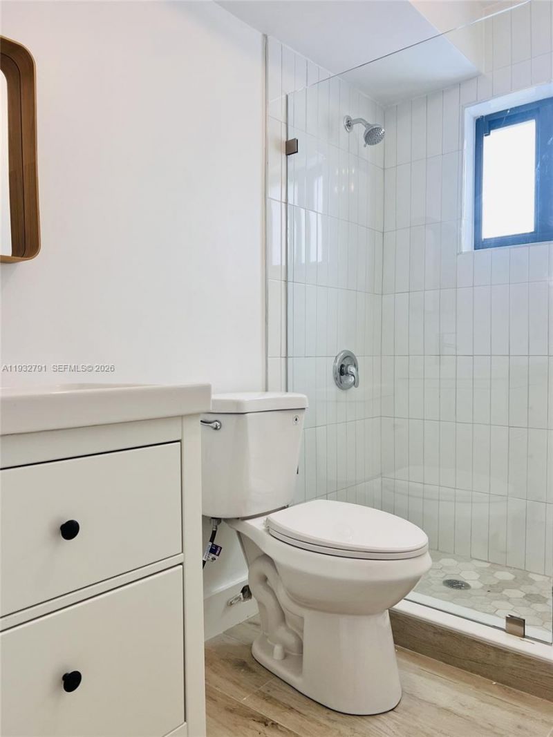 910 SW 4th Ave, Unit 3, Miami, FL 33130 Photo
