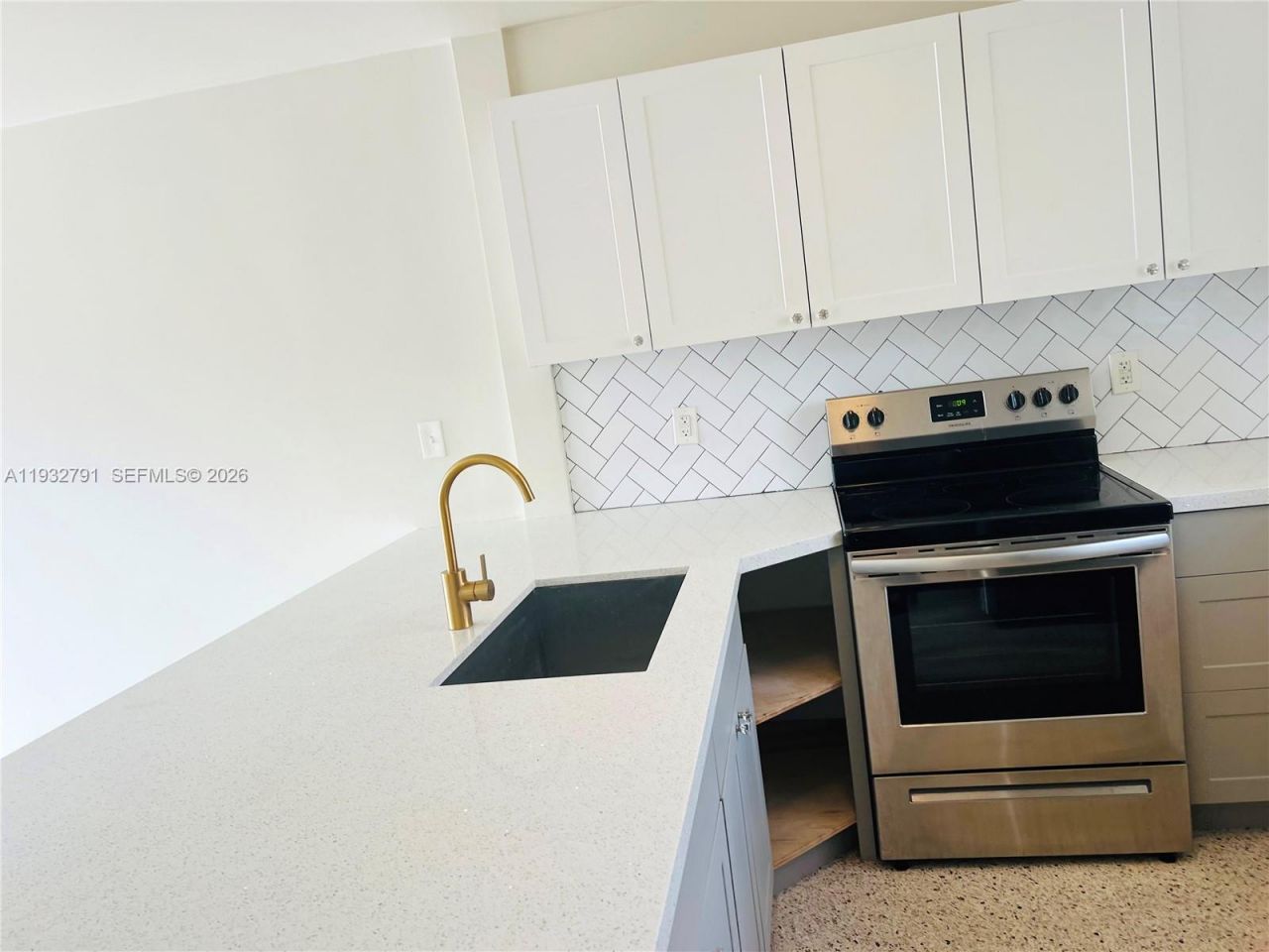 910 SW 4th Ave, Unit 3, Miami, FL 33130 Photo