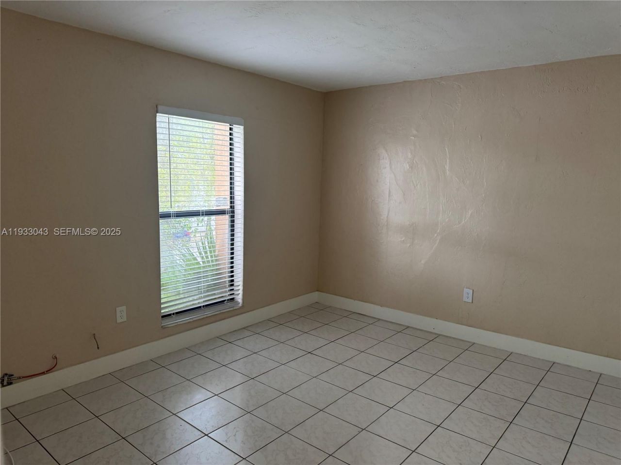 1280 W 54th St, Unit 209B, Hialeah, FL 33012 Photo