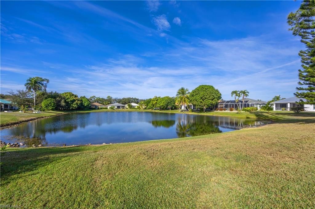 223 Stanhope Cir, Naples, FL 34104 Photo