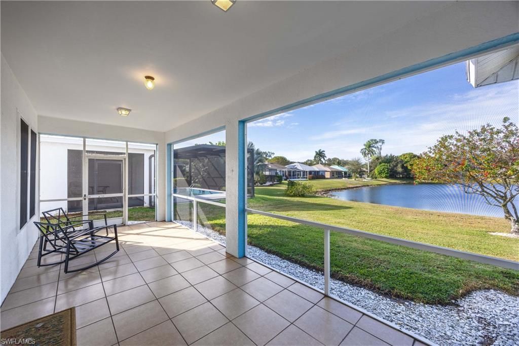 223 Stanhope Cir, Naples, FL 34104 Photo