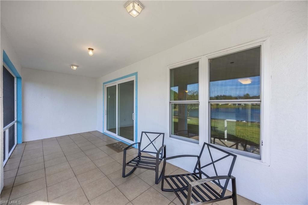 223 Stanhope Cir, Naples, FL 34104 Photo