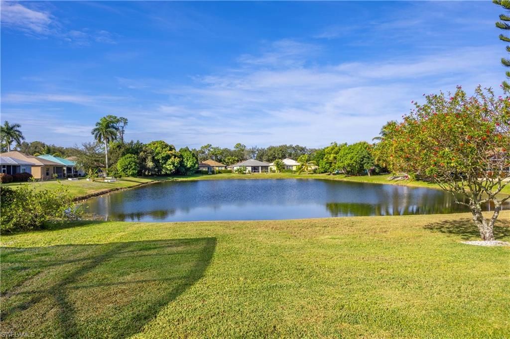 223 Stanhope Cir, Naples, FL 34104 Photo