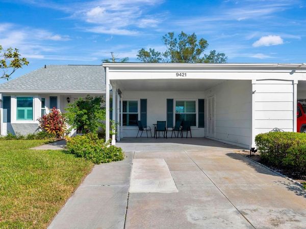 9421 KINGSTON DRIVE, BRADENTON, FL 34210