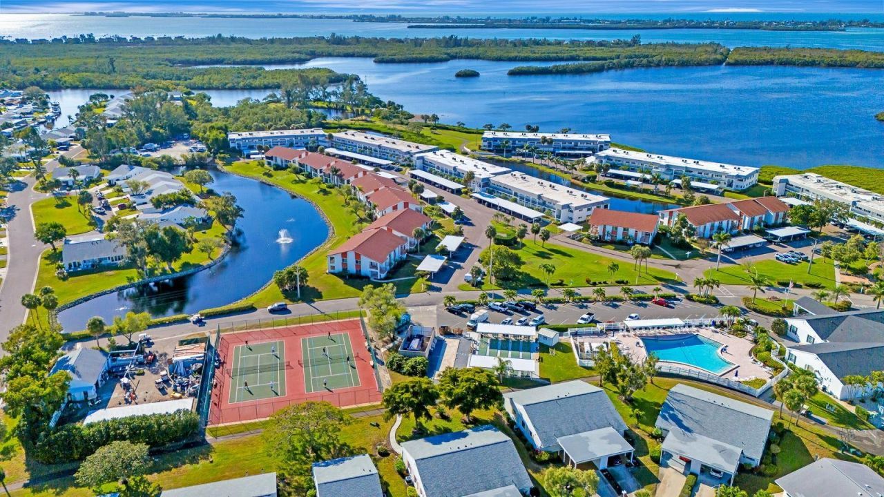 9421 Kingston Drive, Bradenton, FL 34210 Photo