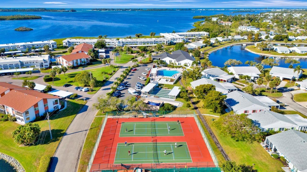 9421 Kingston Drive, Bradenton, FL 34210 Photo