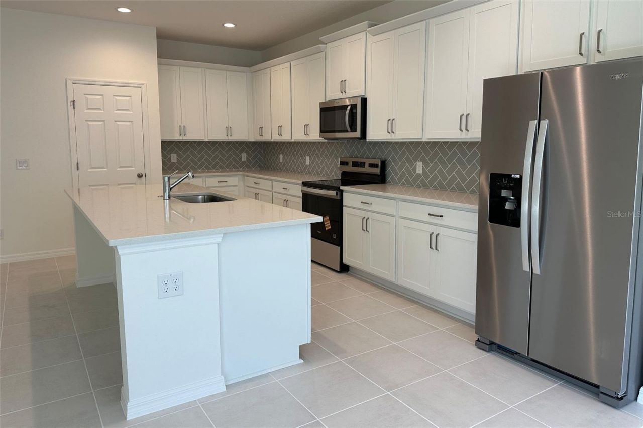 733 Farfields Way, Deland, FL 32724 Photo