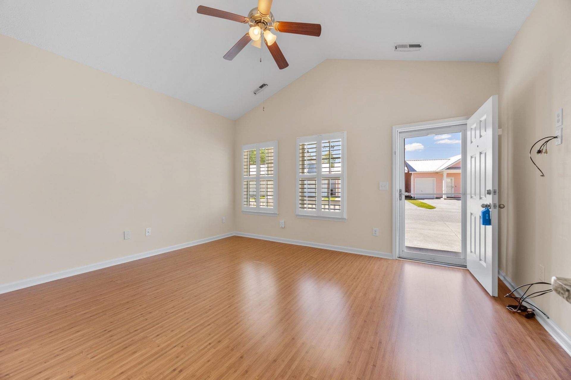 756 Shell Creek Circle Photo 6