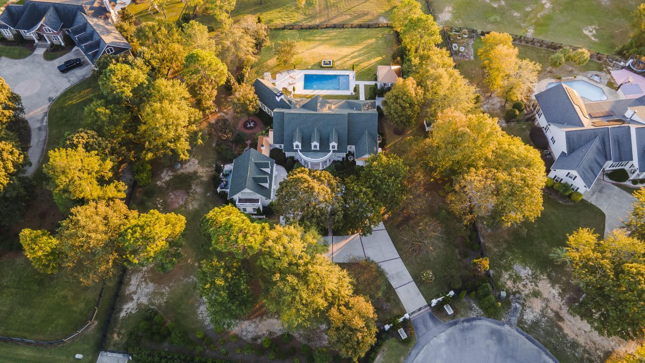 409 Chestnut Brown Court Photo 4