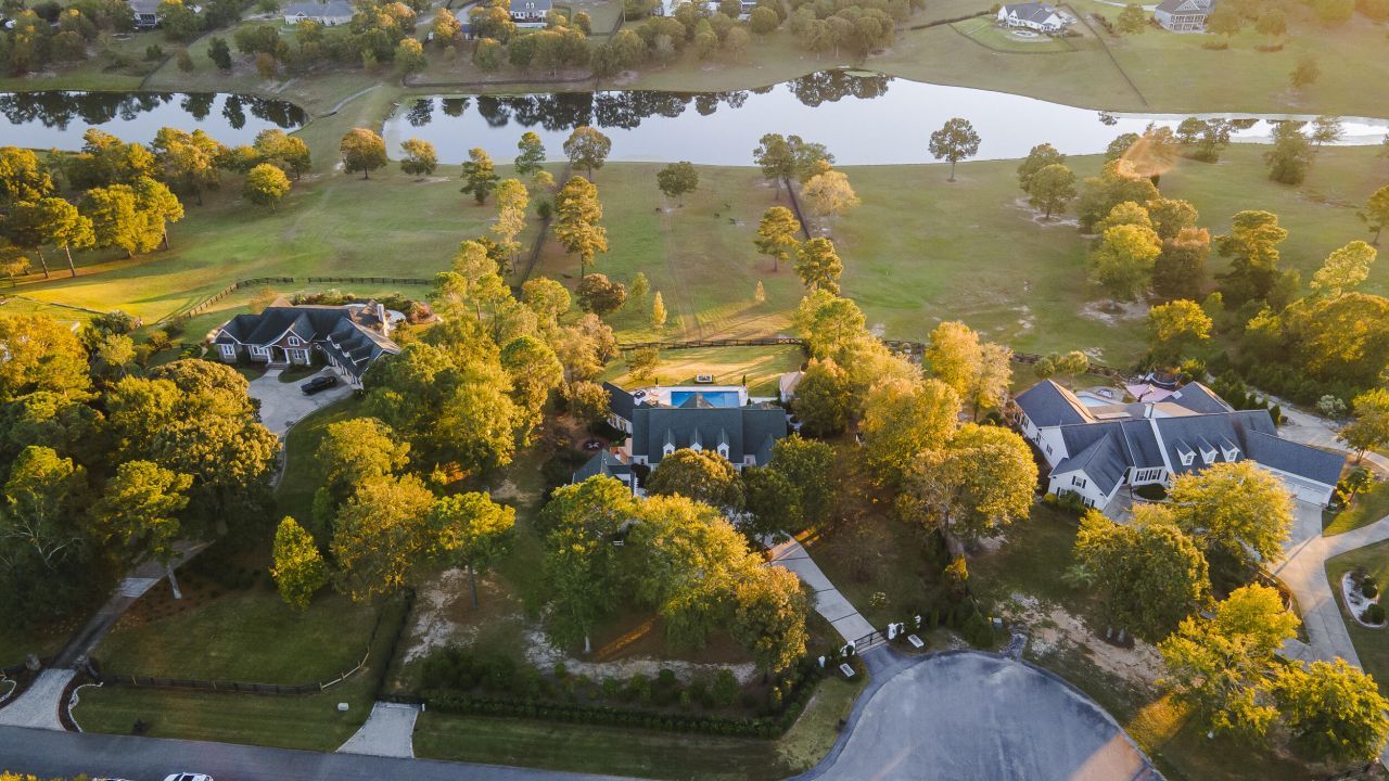 409 Chestnut Brown Court Photo 5