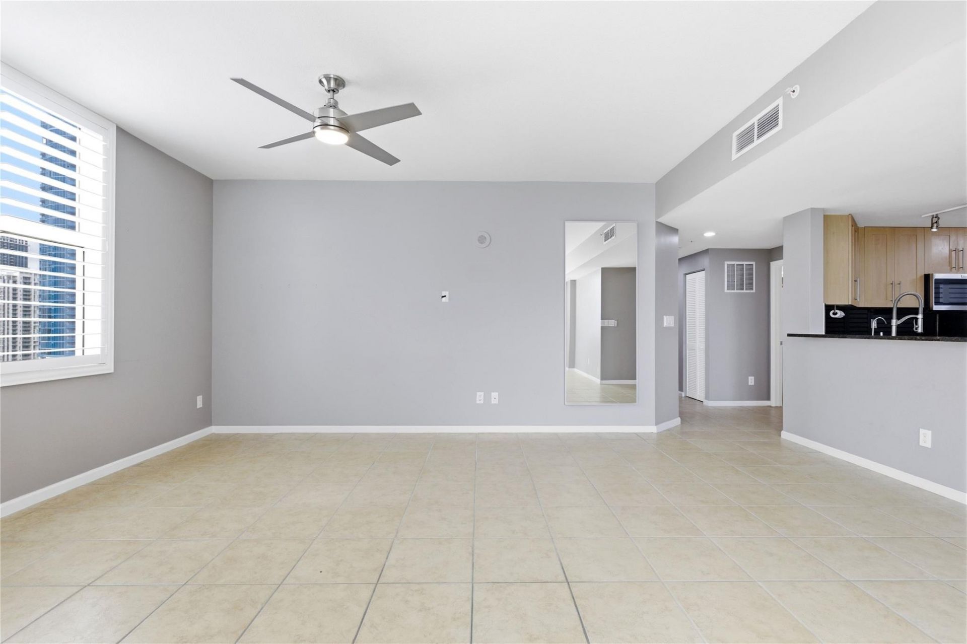 511 SE 5th Avenue, Unit 1414, Fort Lauderdale, FL 33301 Photo