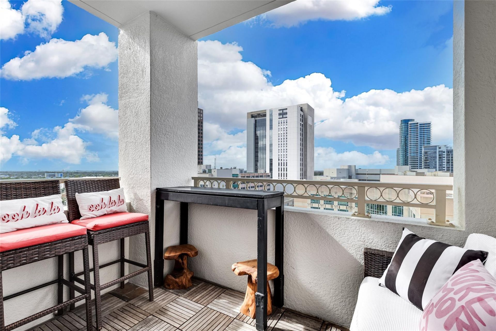 511 SE 5th Avenue, Unit 1414, Fort Lauderdale, FL 33301 Photo