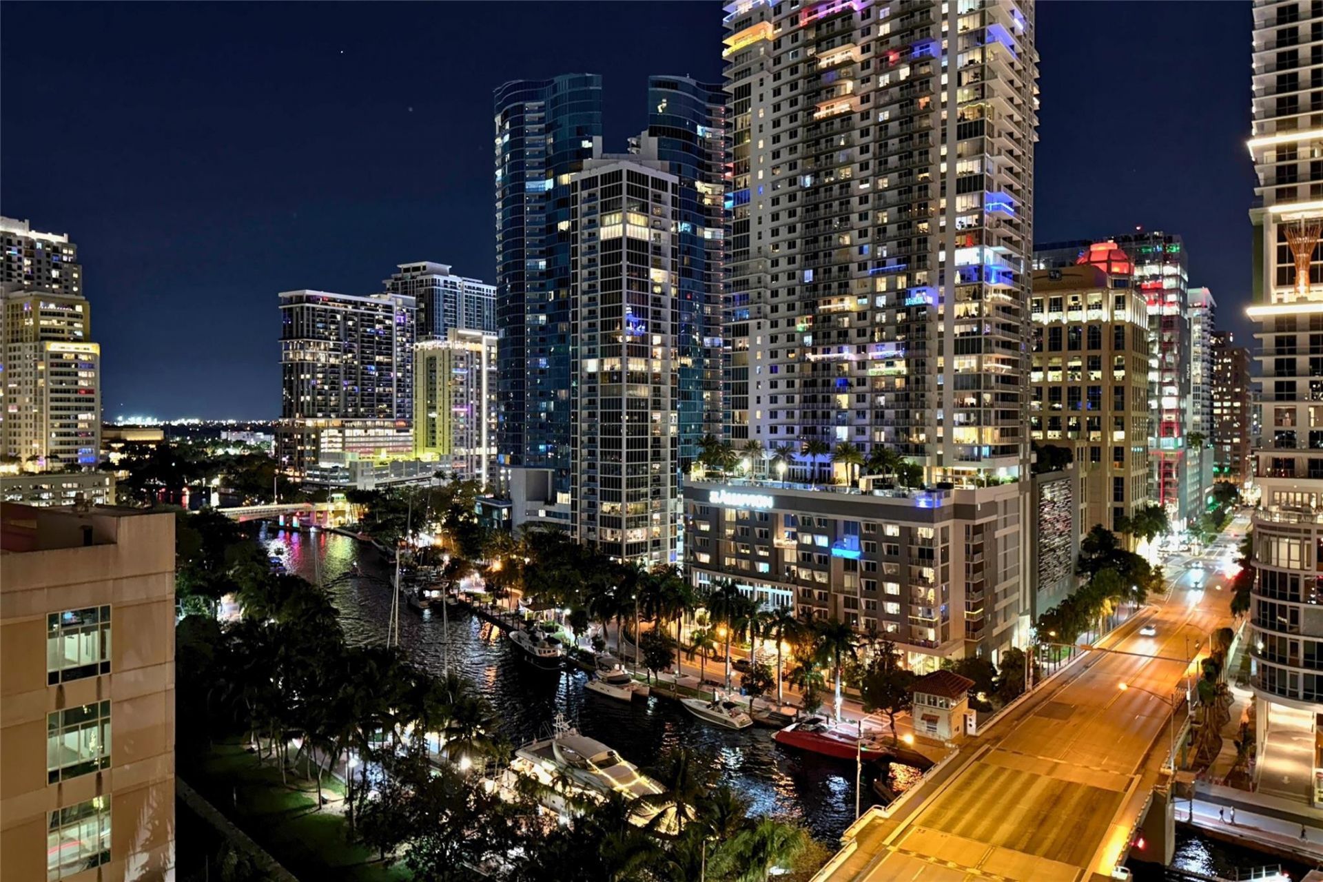 511 SE 5th Avenue, Unit 1414, Fort Lauderdale, FL 33301 Photo