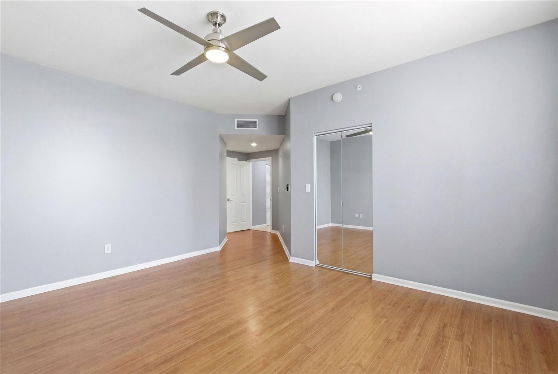 511 SE 5th Avenue, Unit 1414, Fort Lauderdale, FL 33301 Photo