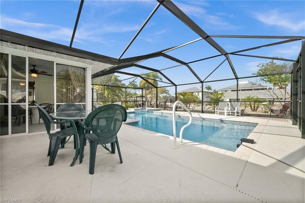 3462 Pinetree Dr, Saint James City, FL 33956 Photo