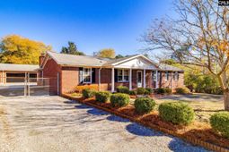 819 Pond Drive photo 4