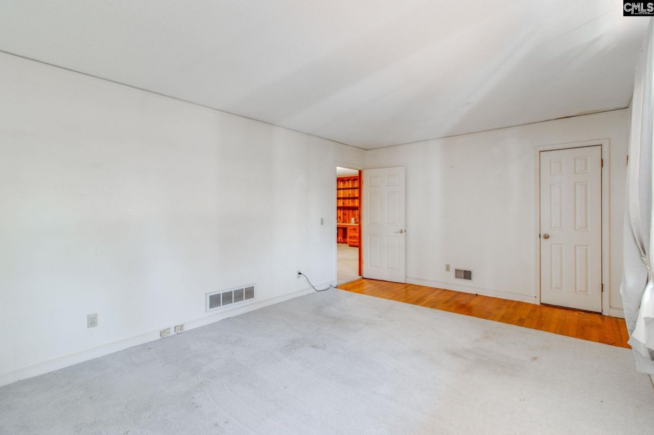 819 Pond Drive Photo 21